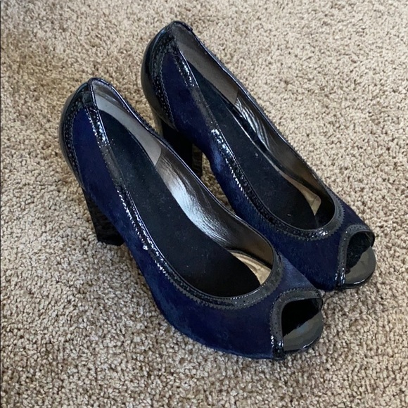 Dianne Von Furstenberg Heels - Picture 5 of 5